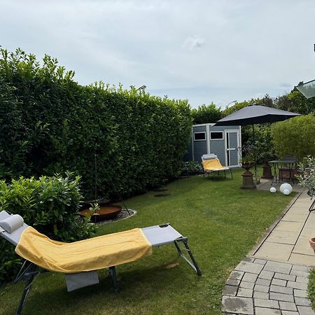 Schoene Wohnung Mit Ausblick Und Gartensitzplatz Lorrach Bagian luar foto