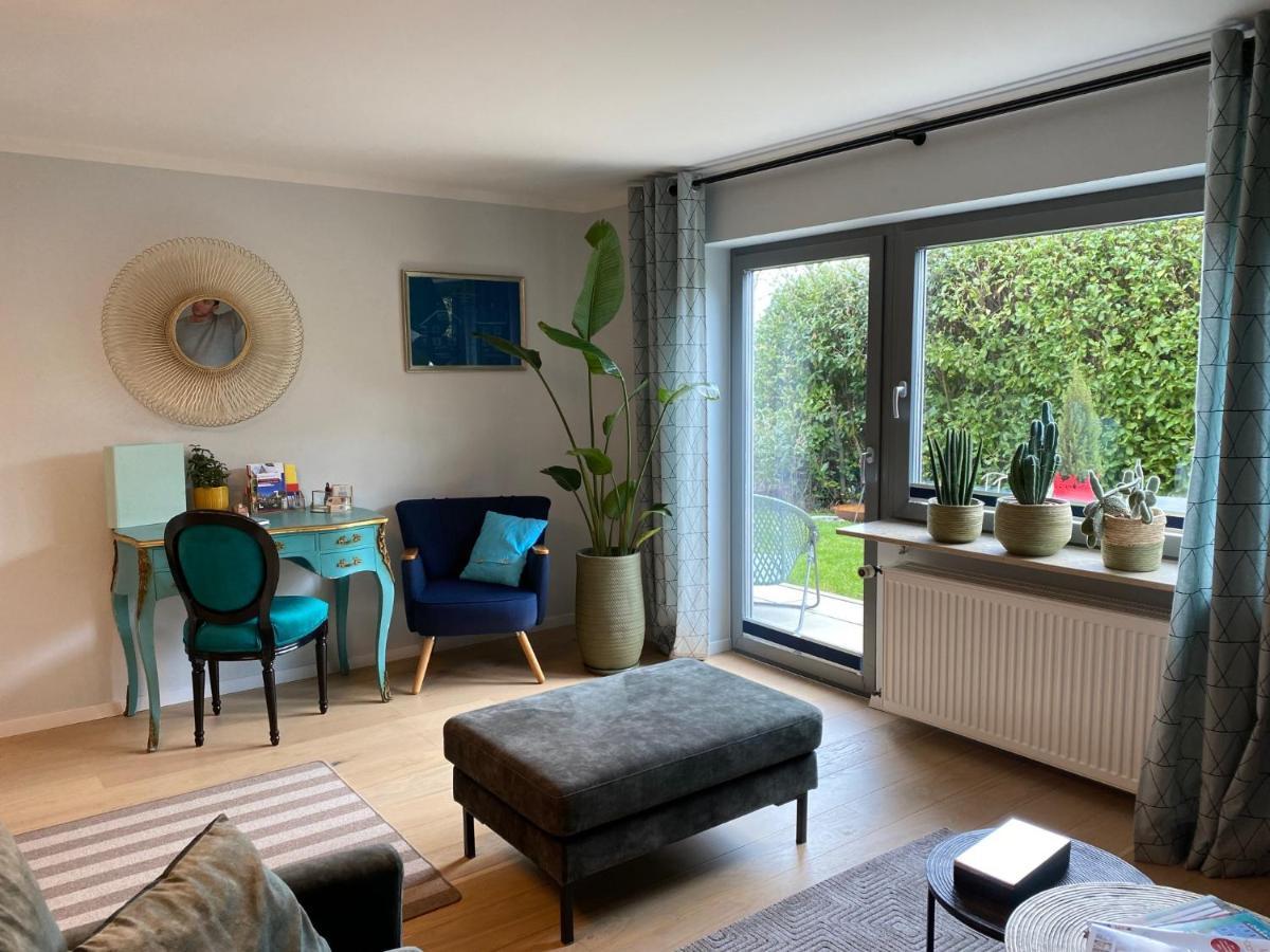 Schoene Wohnung Mit Ausblick Und Gartensitzplatz Lorrach Bagian luar foto
