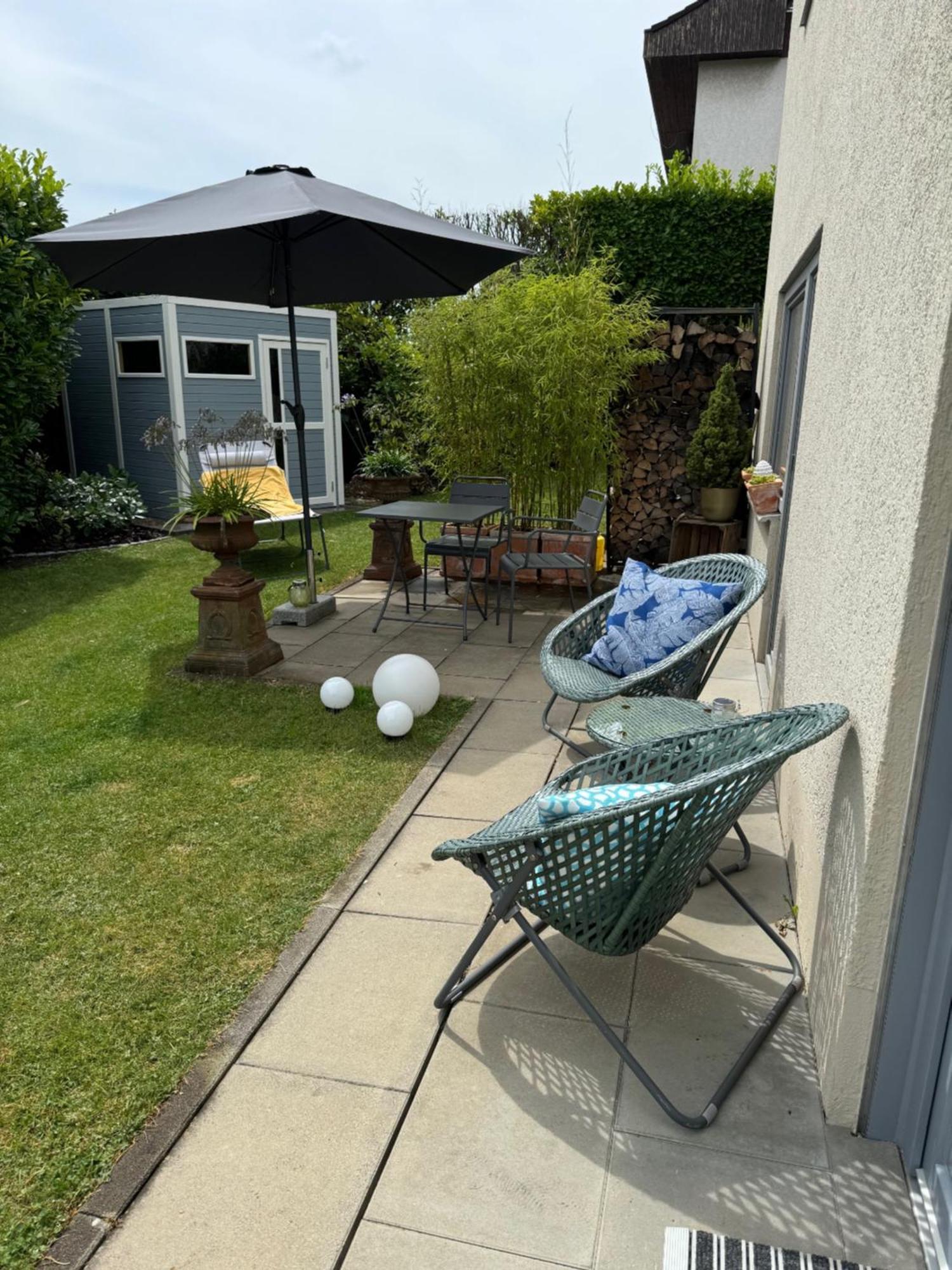 Schoene Wohnung Mit Ausblick Und Gartensitzplatz Lorrach Bagian luar foto