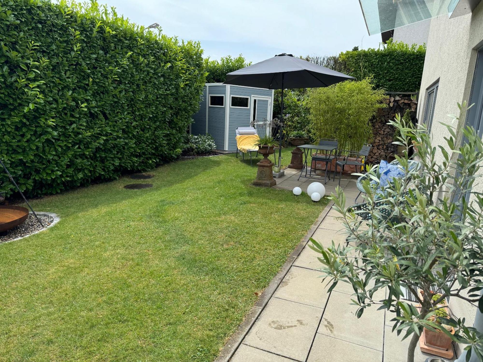 Schoene Wohnung Mit Ausblick Und Gartensitzplatz Lorrach Bagian luar foto